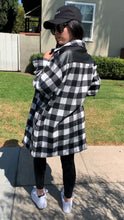 Load image into Gallery viewer, Nicole Flannel Jacket
