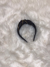 Cargar imagen en el visor de la galería, Forget Me Knot Chain Headband
